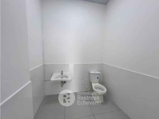 Local en venta en Ondas Del Otún, Manizales, 374 m² · foto 7 de 15