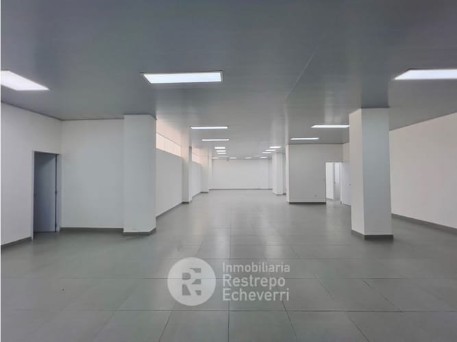 Local en venta en Ondas Del Otún, Manizales, 374 m² · foto 12 de 15