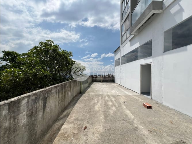 Local en venta en Ondas Del Otún, Manizales, 374 m² · foto 14 de 15