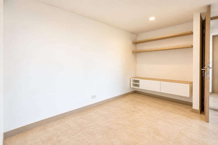 Apartamento de 3 alcobas en venta en La Cuenca, Envigado, 68 m² · foto 3 de 12