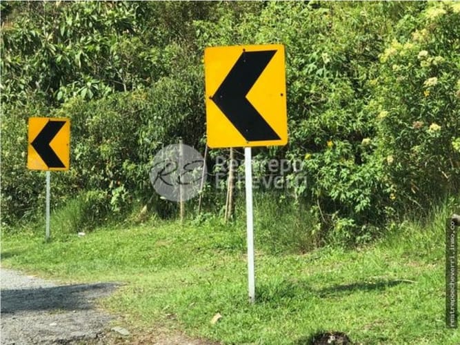 Lote en arriendo en Estación Uribe, Manizales, 3256 m² · foto 4 de 6