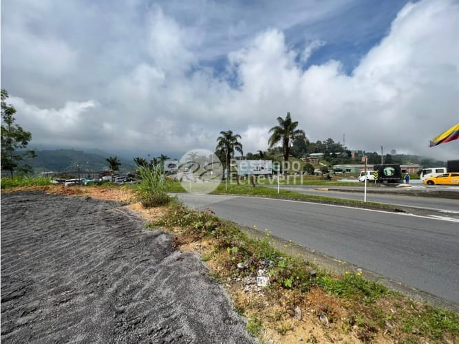 Lote en arriendo en Estación Uribe, Manizales, 4000 m² · foto 2 de 15
