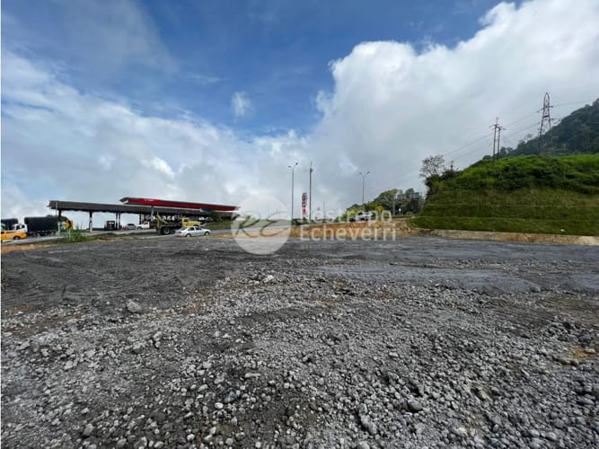 Lote en arriendo en Estación Uribe, Manizales, 4000 m² · foto 3 de 15
