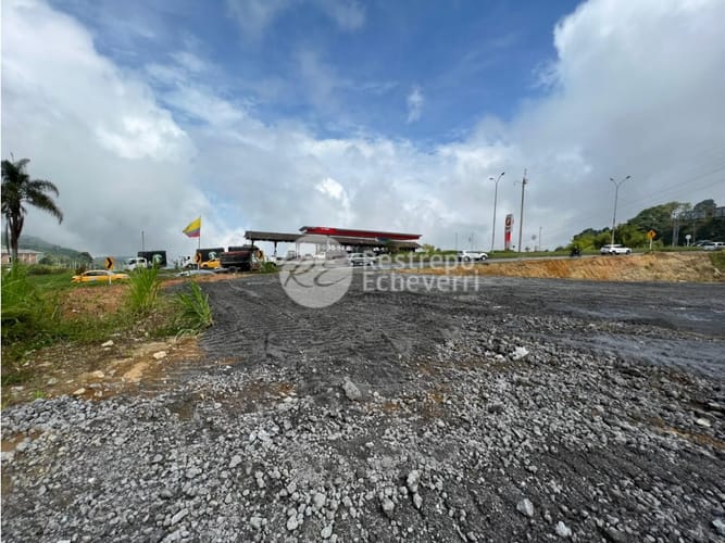 Lote en arriendo en Estación Uribe, Manizales, 4000 m² · foto 4 de 15