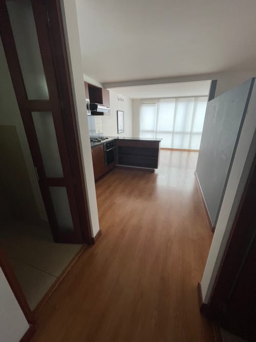 Apartamento de 1 alcoba en arriendo en Cedritos, Bogotá, 59 m² · foto 2 de 9