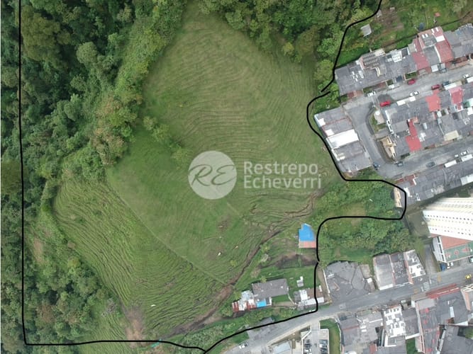 Lote en venta en La Francia, Manizales, 26000 m² · foto 2 de 2