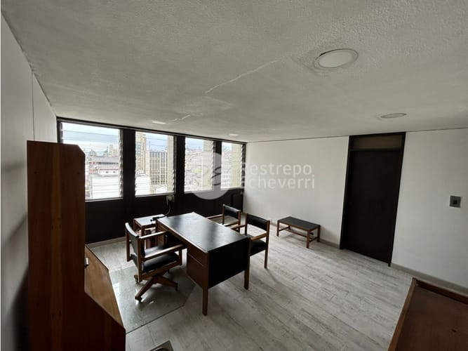 Oficina en arriendo en El Centro, Manizales, 23 m² · foto 2 de 5