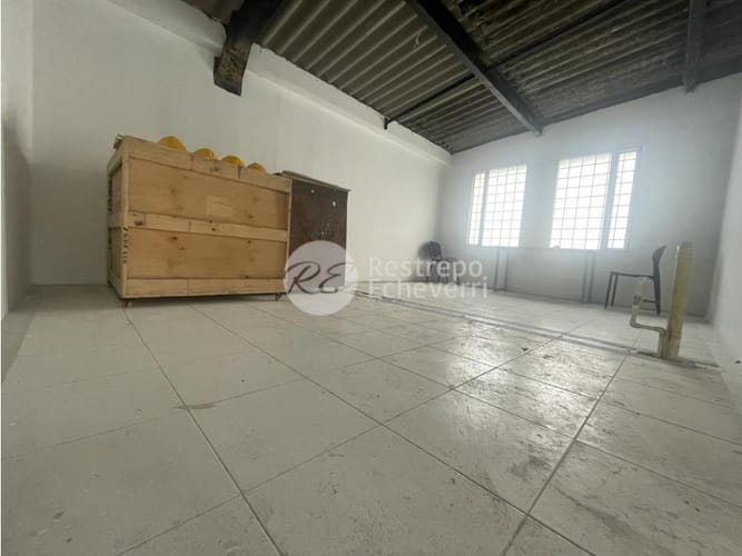 Casa en venta en Palogrande, Manizales, 930 m² · foto 5 de 15