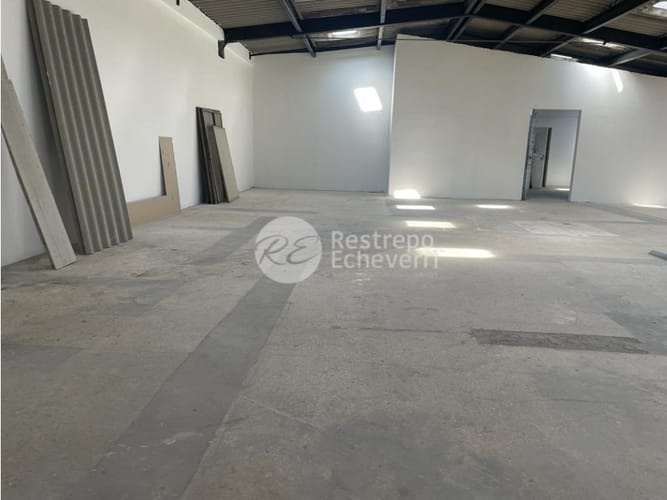 Casa en venta en Palogrande, Manizales, 930 m² · foto 7 de 15