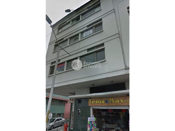 Edificio en venta en El Centro, Manizales, 908 m² · foto 2 de 4