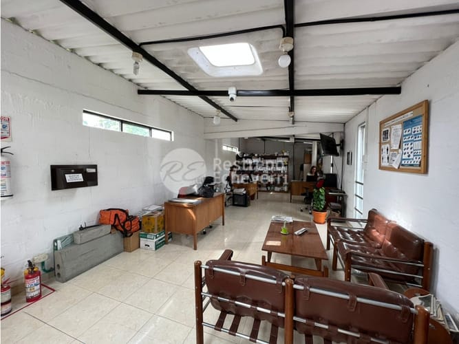 Bodega en arriendo en Liborio, Manizales, 700 m² · foto 4 de 10