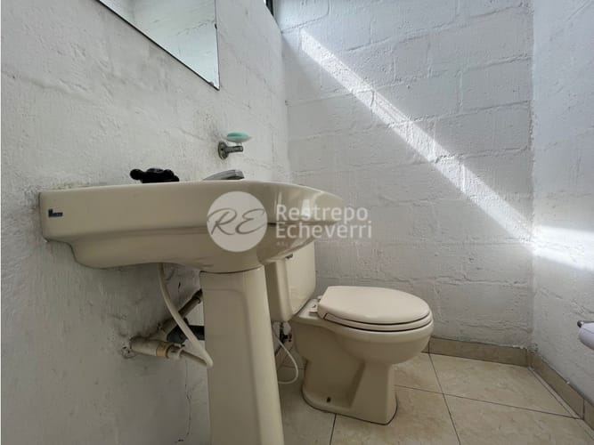 Bodega en arriendo en Liborio, Manizales, 700 m² · foto 10 de 10