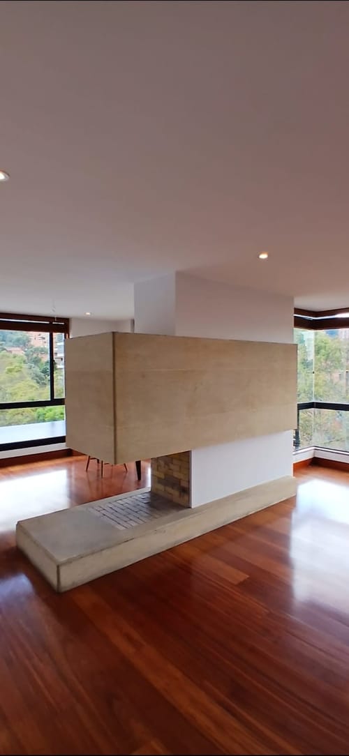 Apartamento de 4 alcobas en arriendo en Chicó Reservado, Bogotá, 286 m² · foto 3 de 24