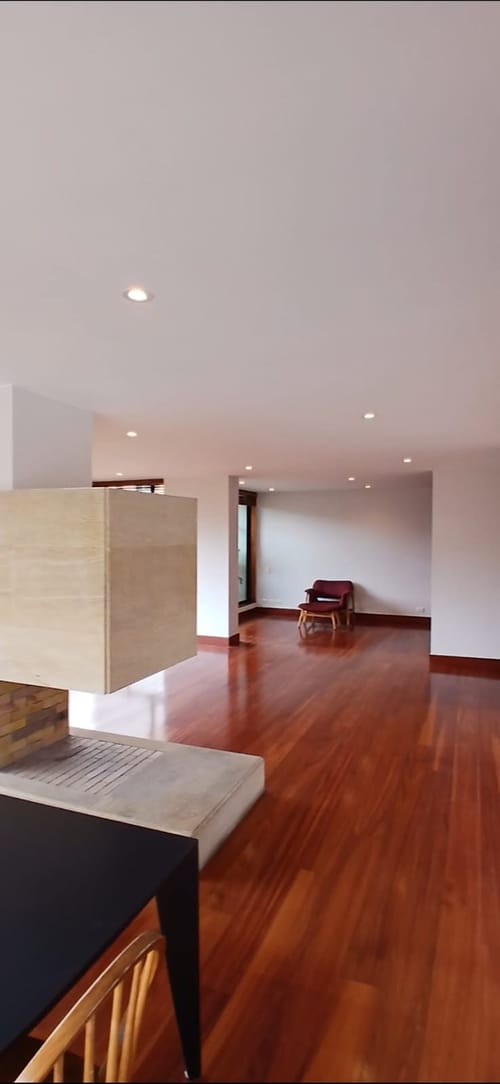 Apartamento de 4 alcobas en arriendo en Chicó Reservado, Bogotá, 286 m² · foto 2 de 24