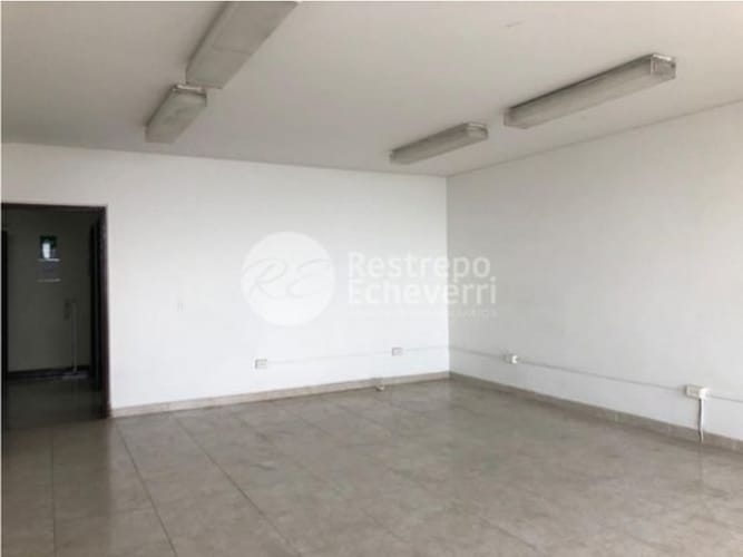 Oficina en venta en El Centro, Manizales, 35 m² · foto 2 de 7