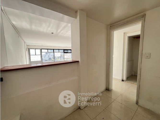 Local en venta en Tejares, Manizales, 42 m² · foto 3 de 6