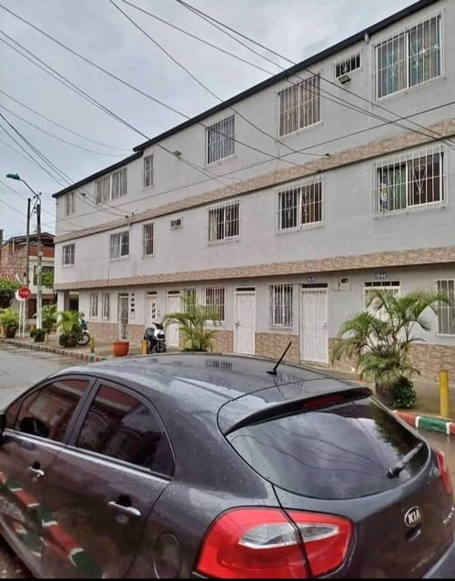 Casa de 15 alcobas en venta en Cristobal Colon, Cali, 523 m² · foto 2 de 10