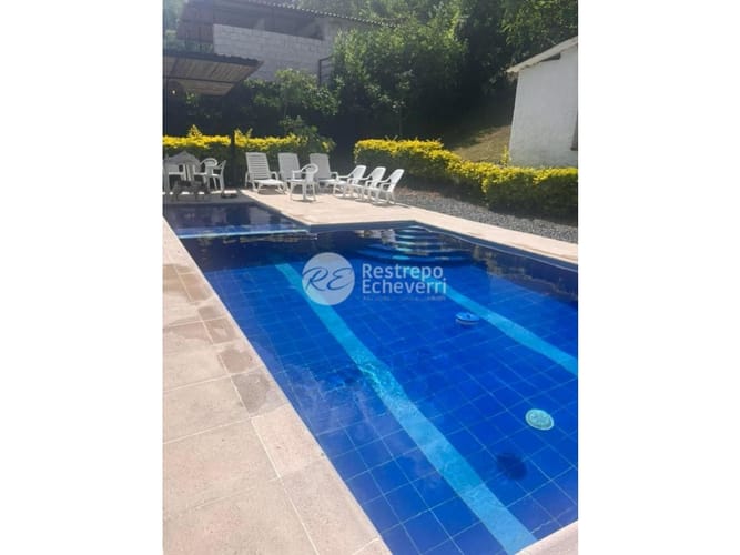 Finca en venta en La Cabaña, Manizales, 250 m² · foto 2 de 15