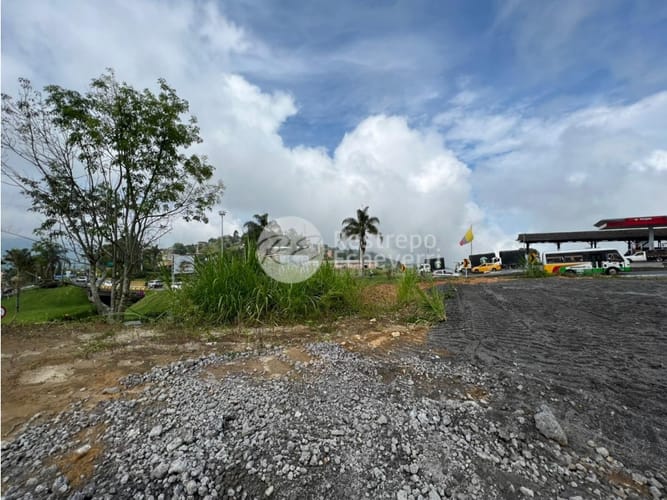 Lote en venta en Estación Uribe, Manizales, 4000 m² · foto 2 de 15
