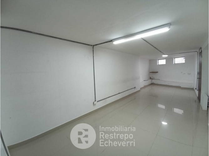 Local en arriendo en La Estrella, Manizales, 100 m² · foto 2 de 6