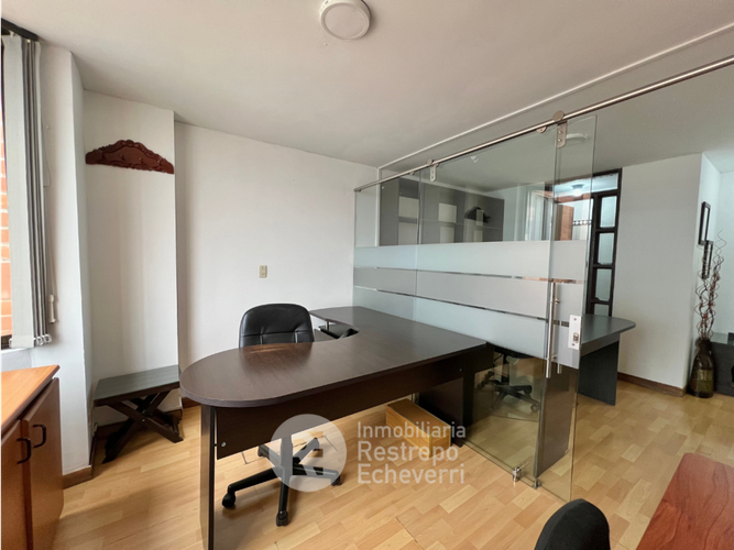 Oficina en arriendo en El Centro, Manizales, 20 m² · foto 4 de 8