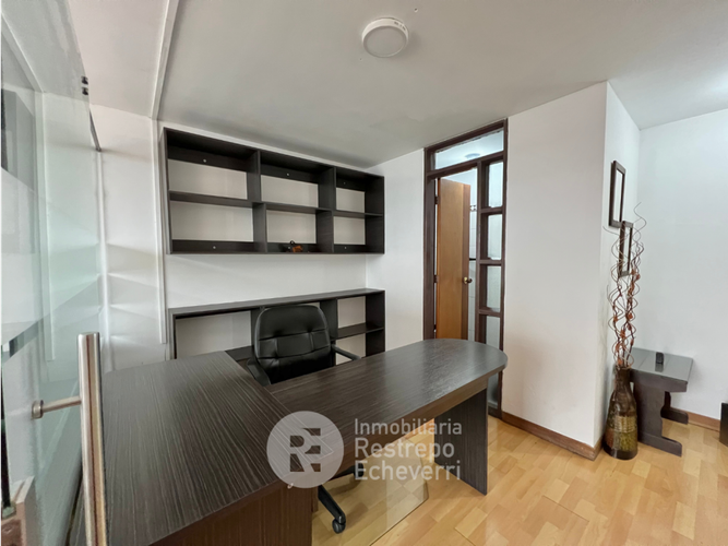 Oficina en arriendo en El Centro, Manizales, 20 m² · foto 7 de 8