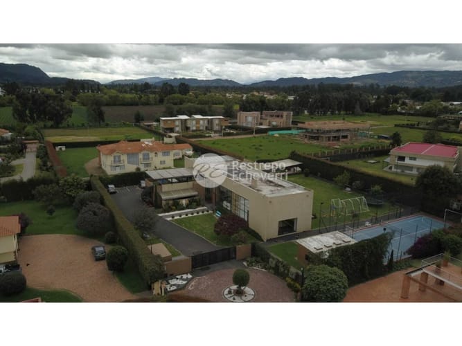 Casa de 5 alcobas en venta en Delicias Norte, Chía, 750 m² · foto 10 de 24