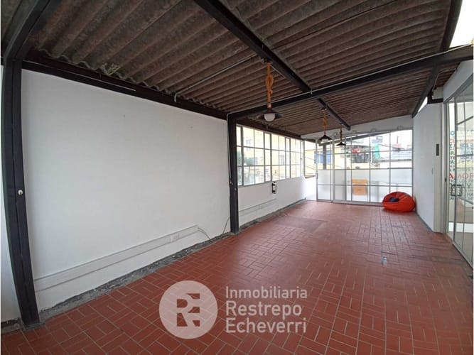 Oficina en arriendo en La Estrella, Manizales, 50 m² · foto 3 de 3