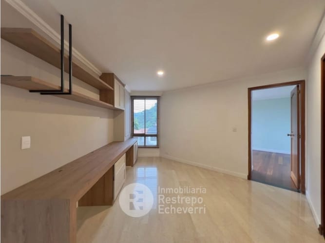 Apartamento de 3 alcobas en venta en Palermo, Manizales, 188 m² · foto 5 de 20