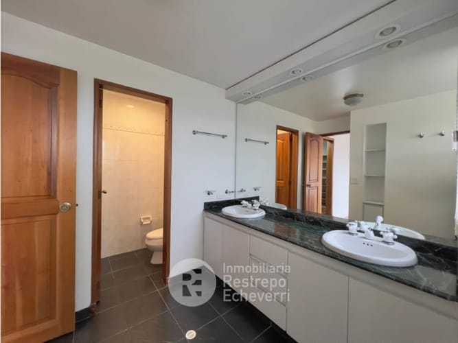 Apartamento de 3 alcobas en venta en Palermo, Manizales, 188 m² · foto 9 de 20