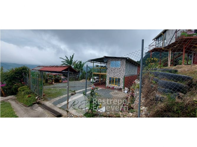Finca en venta en Alto Bonito, Manizales, 1780 m² · foto 15 de 16