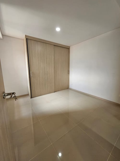 Apartamento de 2 alcobas en venta en Centro, Itagüí, 60 m² · foto 9 de 9