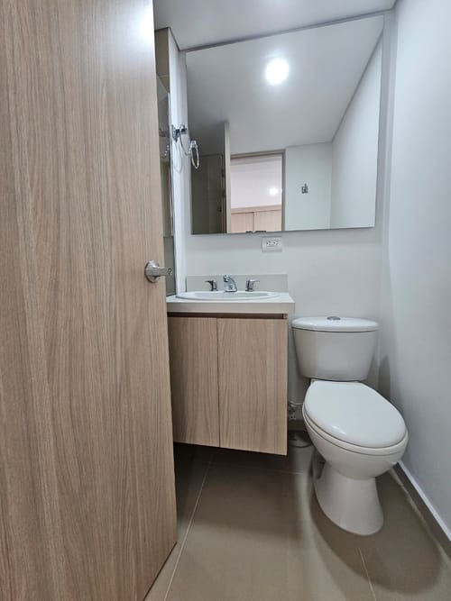 Apartamento de 2 alcobas en venta en Centro, Itagüí, 60 m² · foto 7 de 9