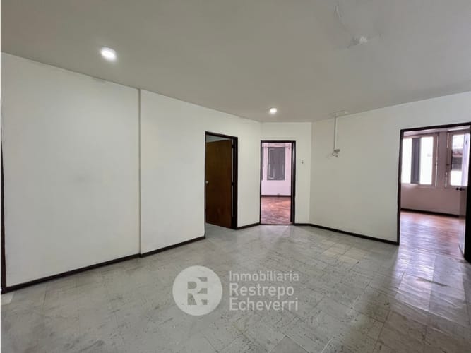 Local en arriendo en El Centro, Manizales, 373 m² · foto 5 de 24