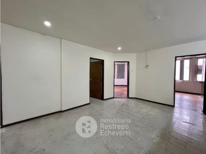 Local en arriendo en El Centro, Manizales, 373 m² · foto 14 de 24