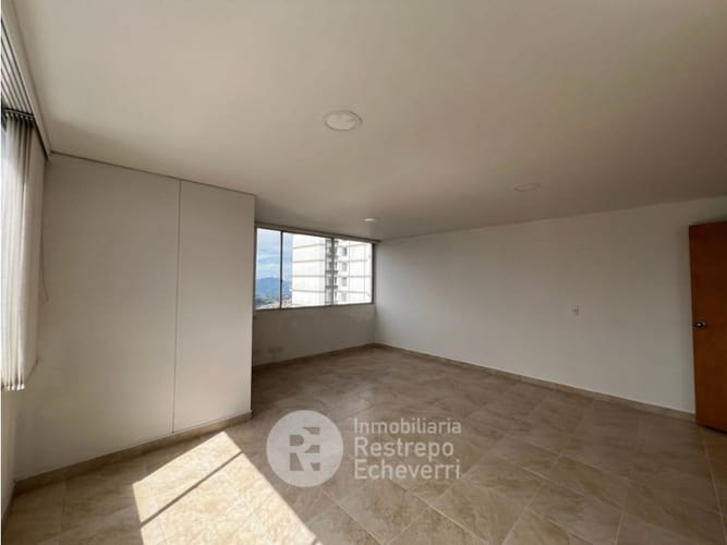 Oficina en venta en El Centro, Manizales, 40 m² · foto 3 de 10