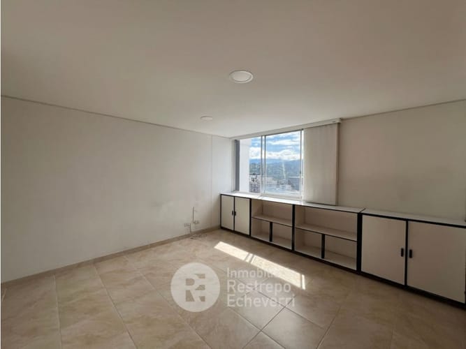 Oficina en venta en El Centro, Manizales, 40 m² · foto 9 de 10