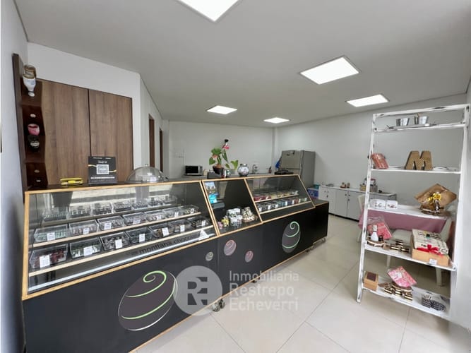 Local en venta en La Camelia, Manizales, 37 m² · foto 2 de 5