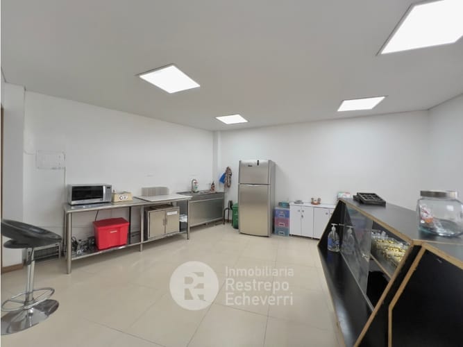 Local en venta en La Camelia, Manizales, 37 m² · foto 4 de 5