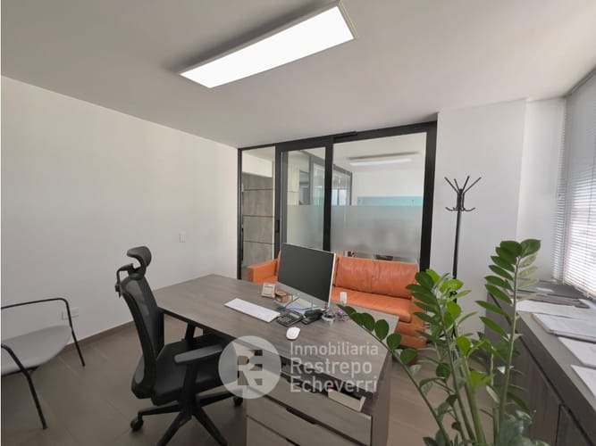 Oficina en venta en El Centro, Manizales, 130 m² · foto 4 de 17