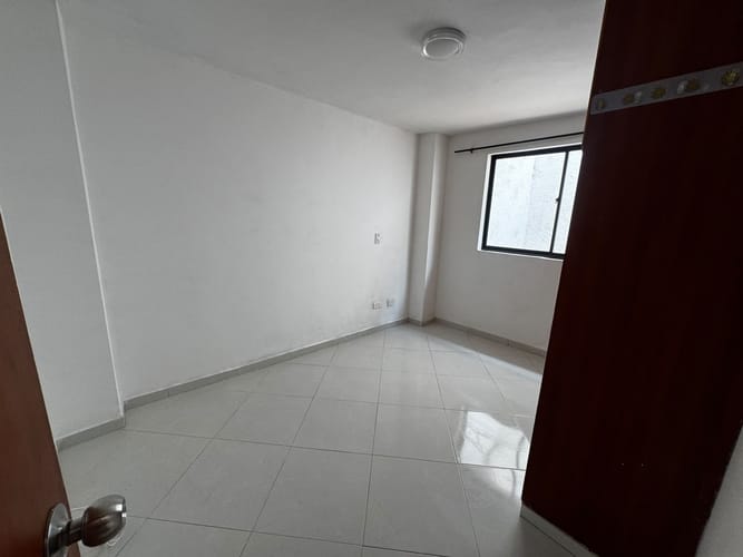 Casa de 5 alcobas en arriendo en Granada, Medellín, 200 m² · foto 14 de 24