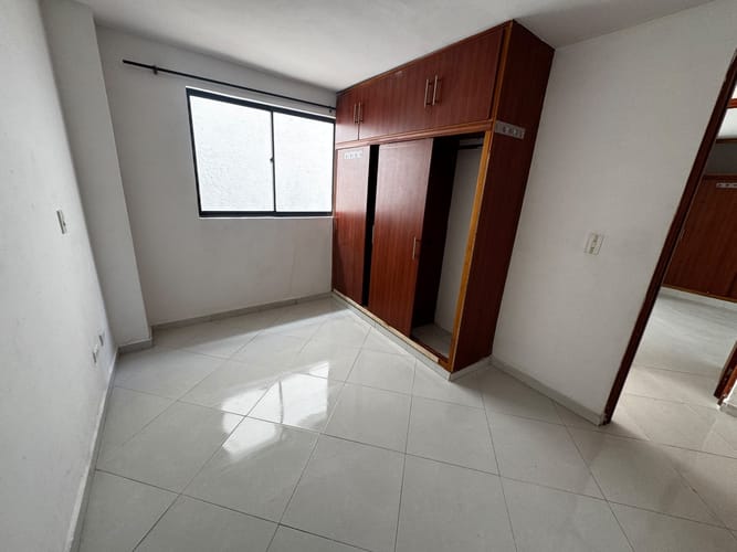 Casa de 5 alcobas en arriendo en Granada, Medellín, 200 m² · foto 9 de 24