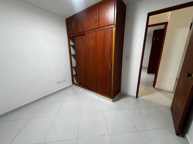 Casa de 5 alcobas en arriendo en Granada, Medellín, 200 m² · foto 5 de 24