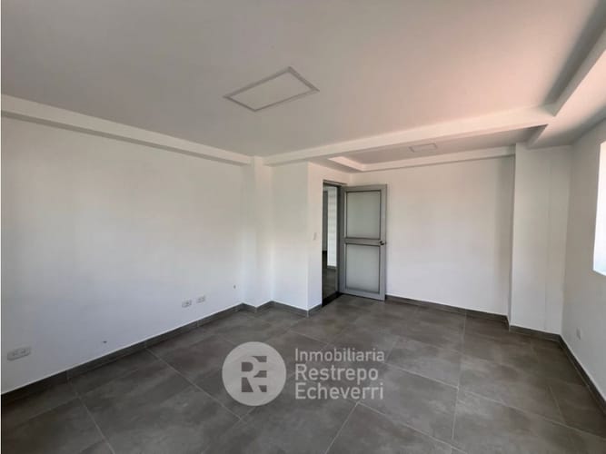 Local en venta en La Estrella, Manizales, 320 m² · foto 6 de 23