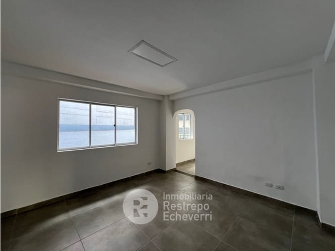 Local en venta en La Estrella, Manizales, 320 m² · foto 17 de 23