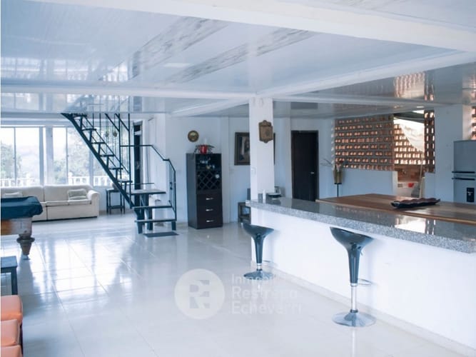 Finca en venta en La Cabaña, Manizales, 493 m² · foto 4 de 21