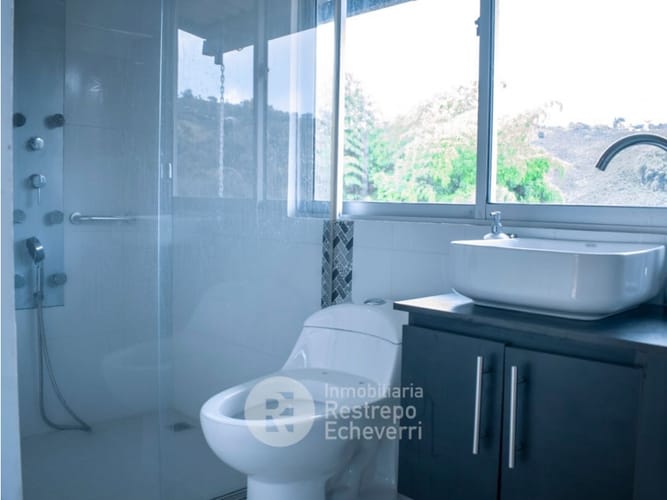 Finca en venta en La Cabaña, Manizales, 493 m² · foto 9 de 21