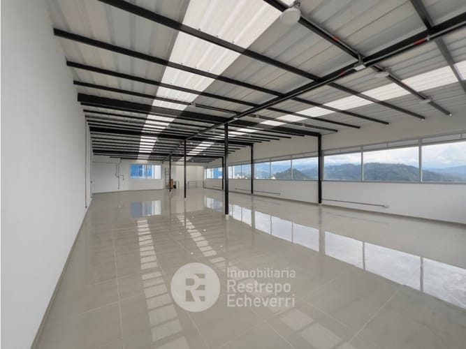 Local en arriendo en Avenida Santander, Manizales, 467 m² · foto 10 de 16