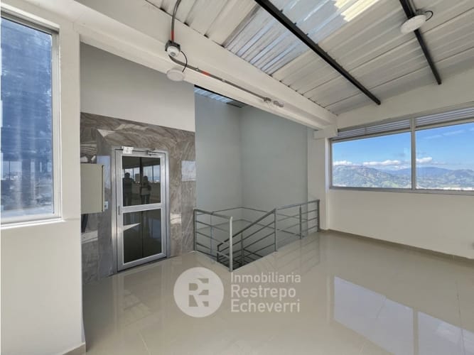 Local en arriendo en Avenida Santander, Manizales, 467 m² · foto 16 de 16