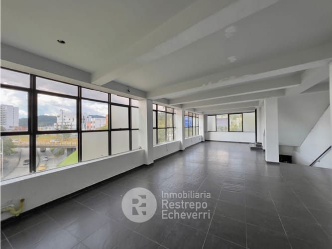 Local en arriendo en Milan, Manizales, 165 m² · foto 2 de 6